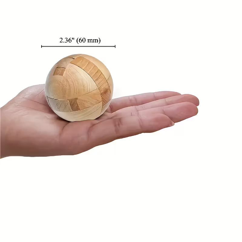 Träpussel kula i plywood, monterad och färdig form